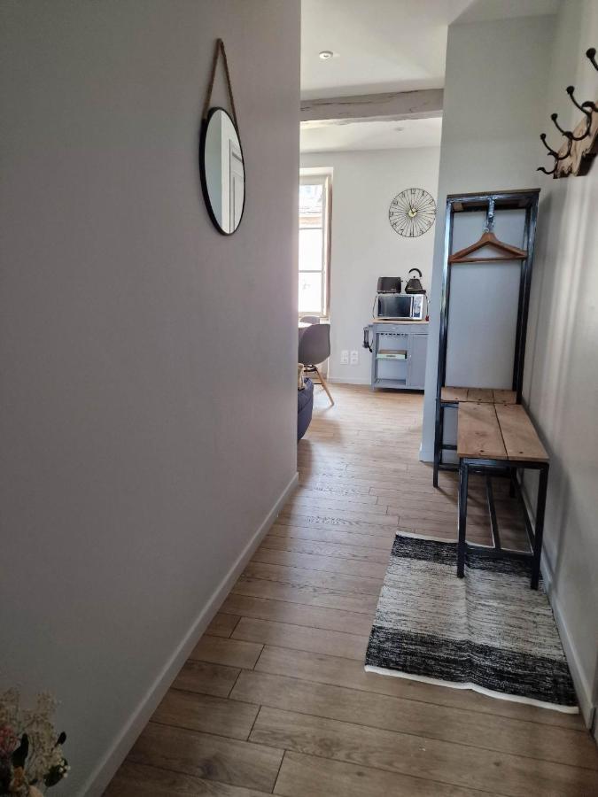 Appartement Au Coeur De Vezelay - Galerie 10 Экстерьер фото